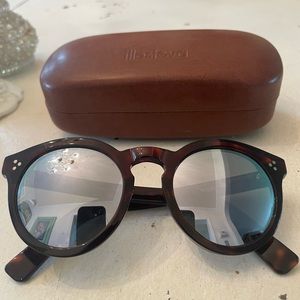 Illesteva round mirrored sunglasses with case